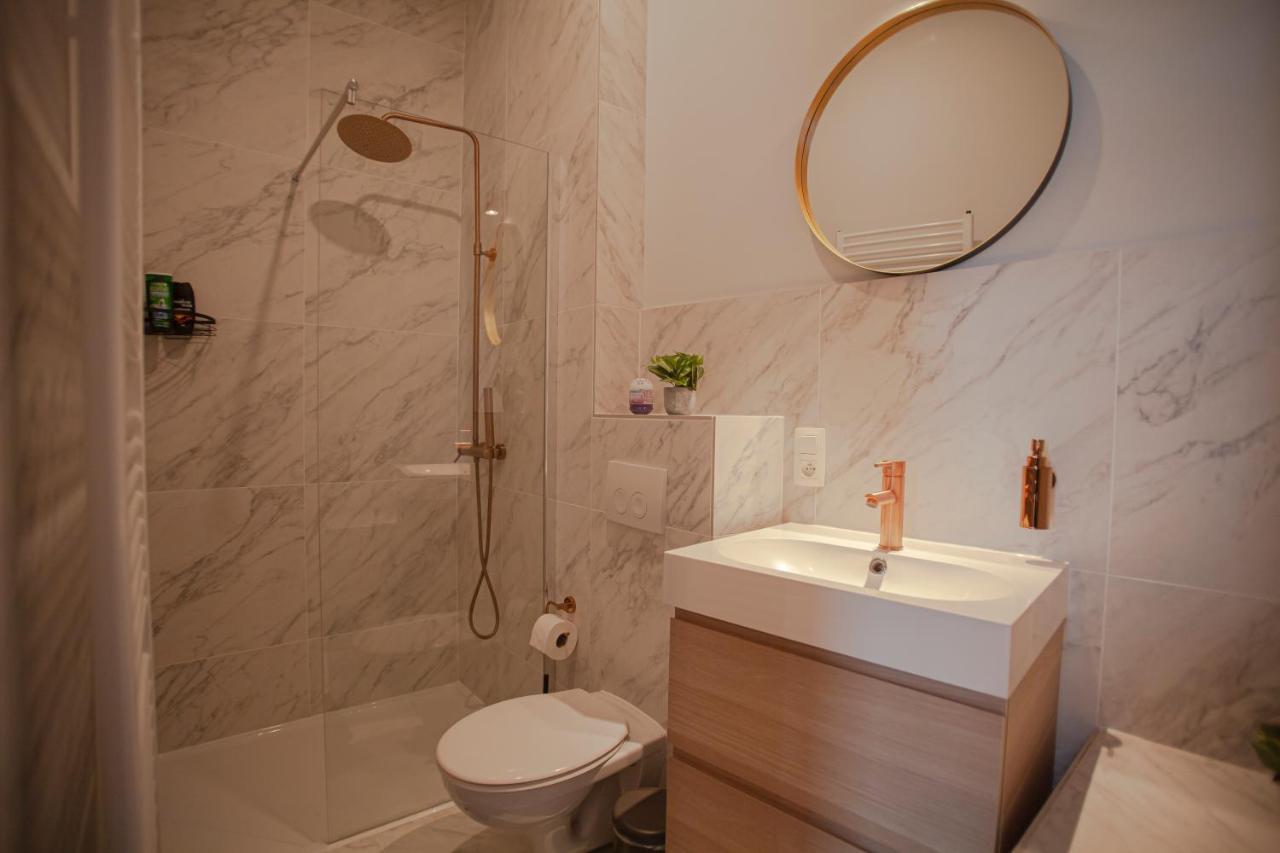 Luxury Suites Meir By Rikas Hotels Антверпен Экстерьер фото